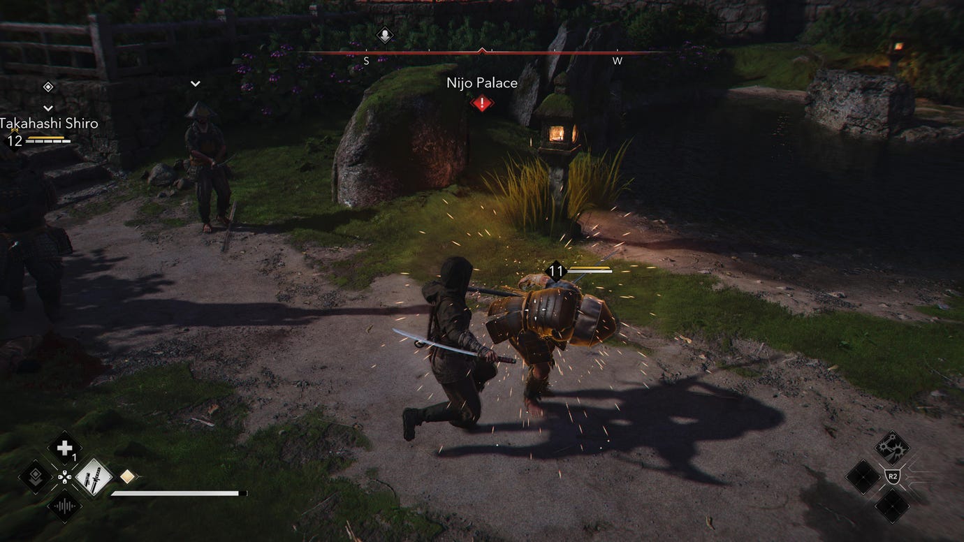 Naoe in Assassin's Creed Shadows perfectly deflects an enemy attack, rendering them vulnerable with a yellow glow.