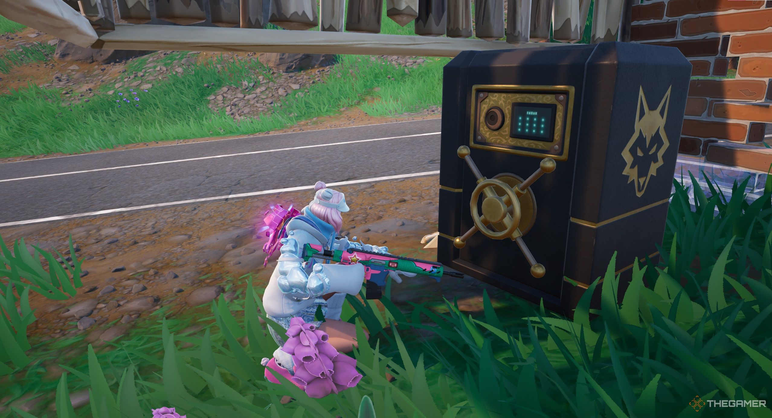 A player opening a vase in the Getaway mode in Fortnite.