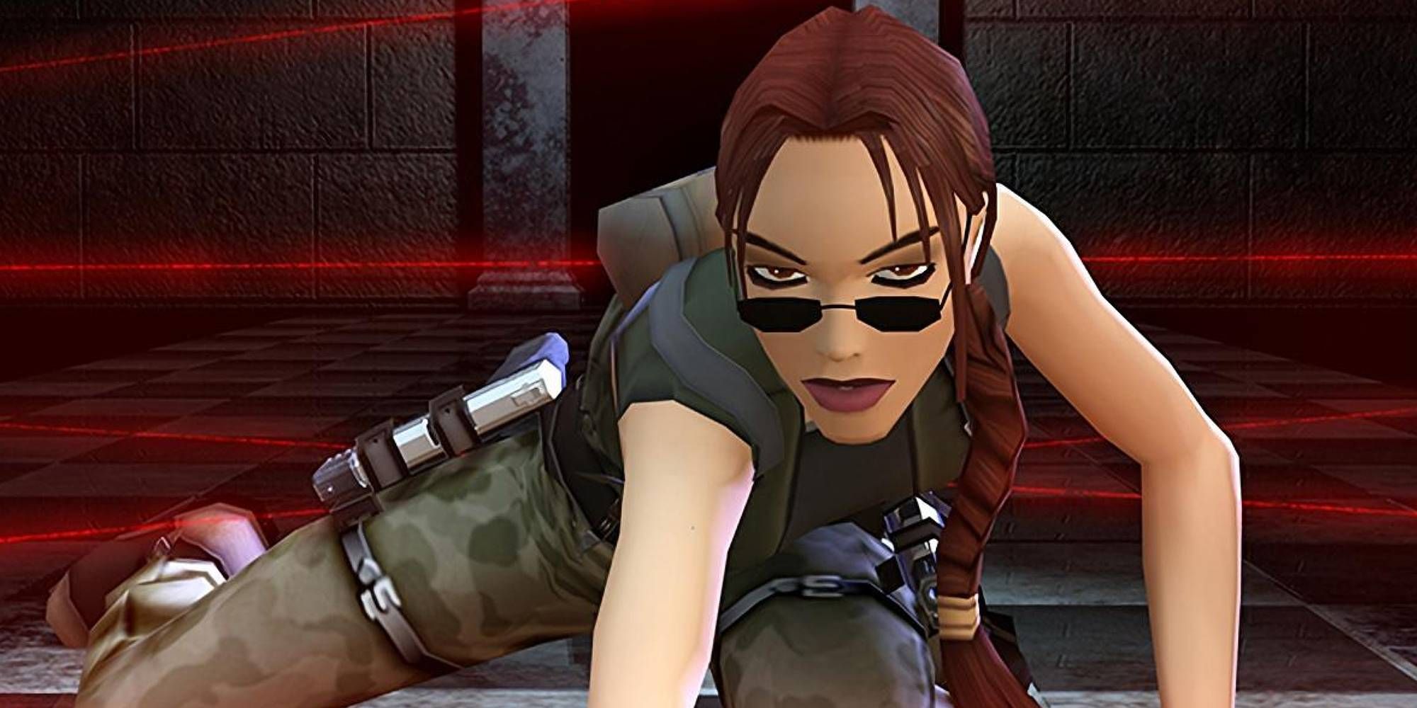 Lara Croft in a laser room in Tomb Raider Angel Of Darkness promo