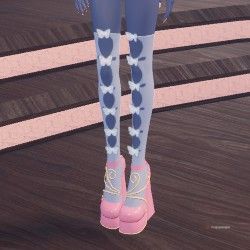 Roblox Dress to Impress - Shoe set 3 from the Petal update in a square image.