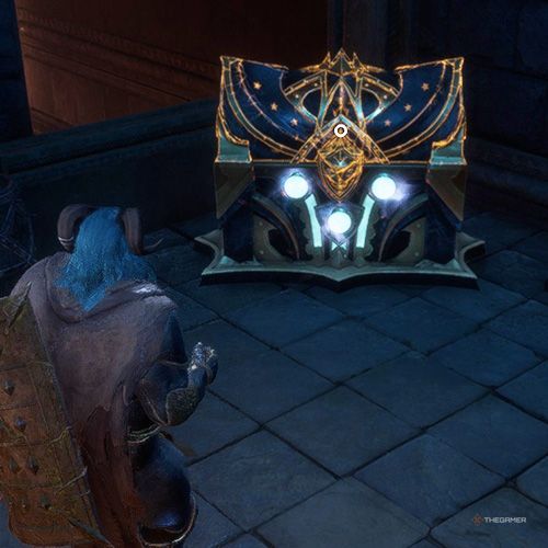 Rook finds a chest that contains an unique item in Dock Town in Dragon Age: Veilguard.