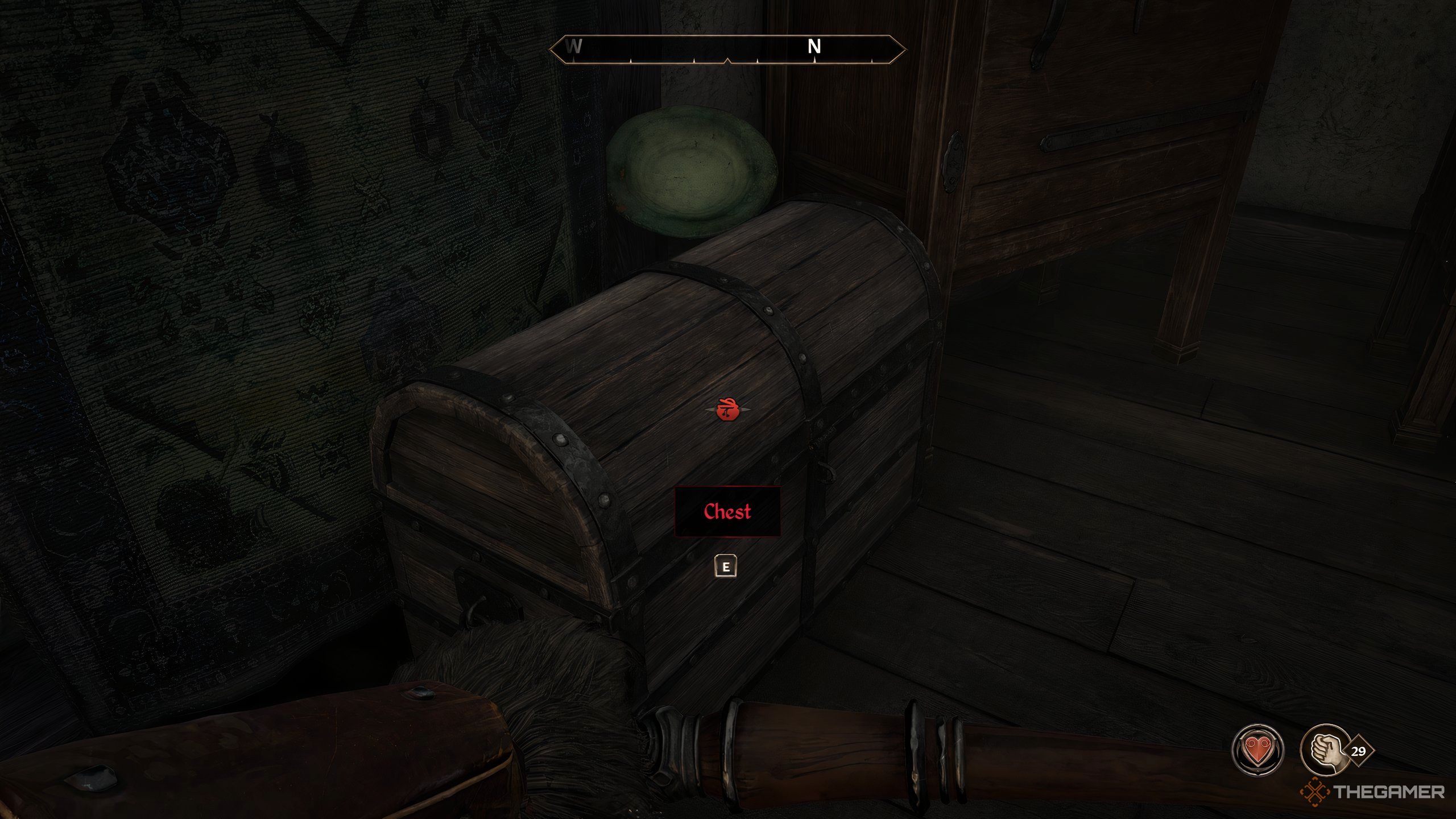 Stealing from a chest in Oblivion Remastered.