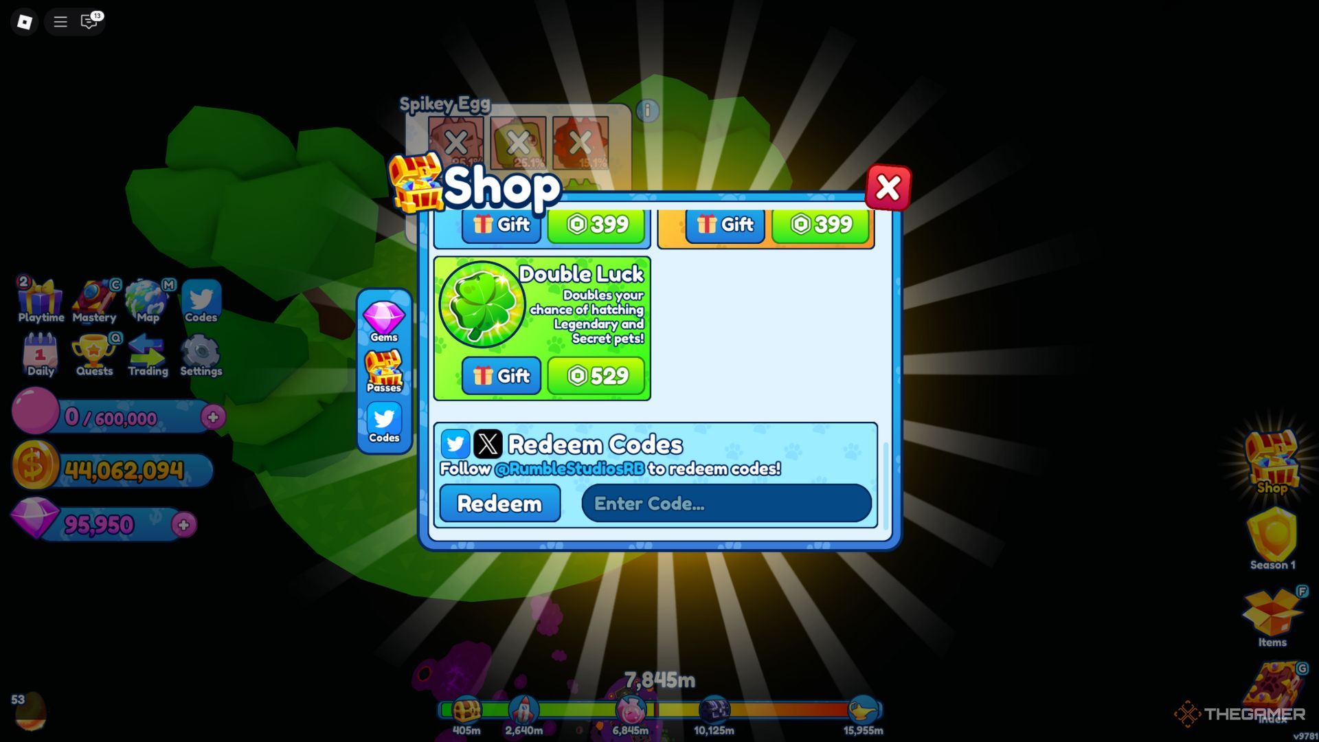 Персонаж игрока показывает геймпас 'Двойная Удача' в магазине в Bubble Gum Simulator Infinity.