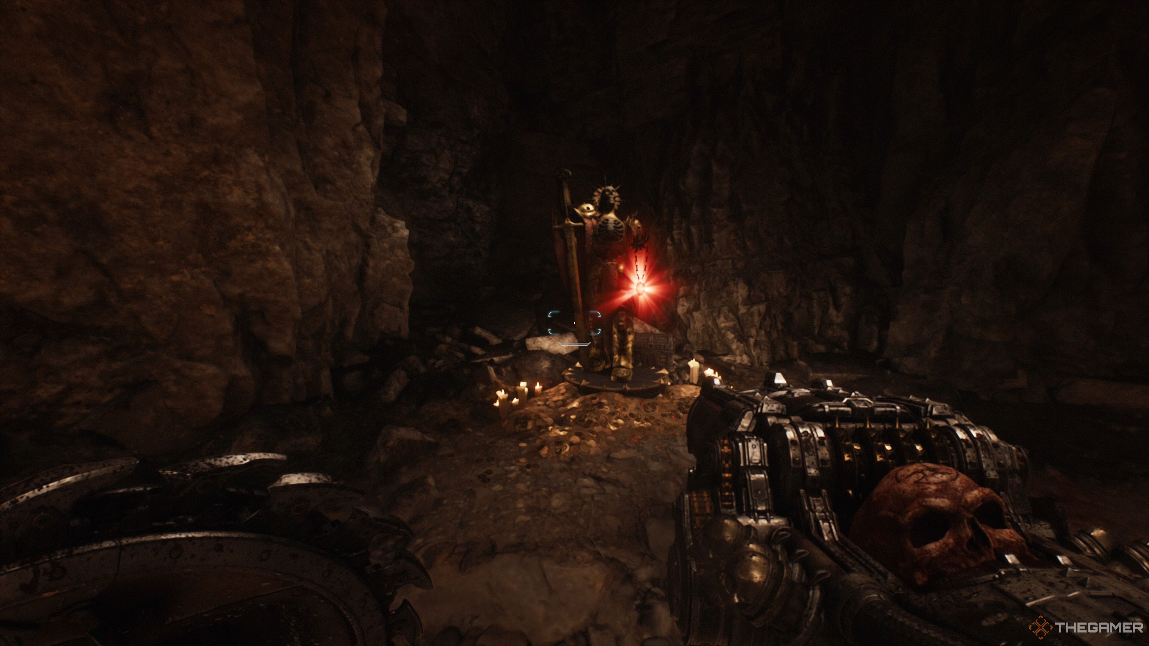 Рубин возле Святилища Стража в главе «Возрождение» Doom: The Dark Ages.