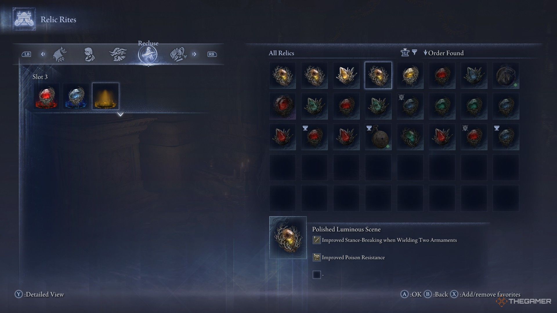 Player inspects a yellow Relic to add to their Chalice in Elden Ring Nightreign.