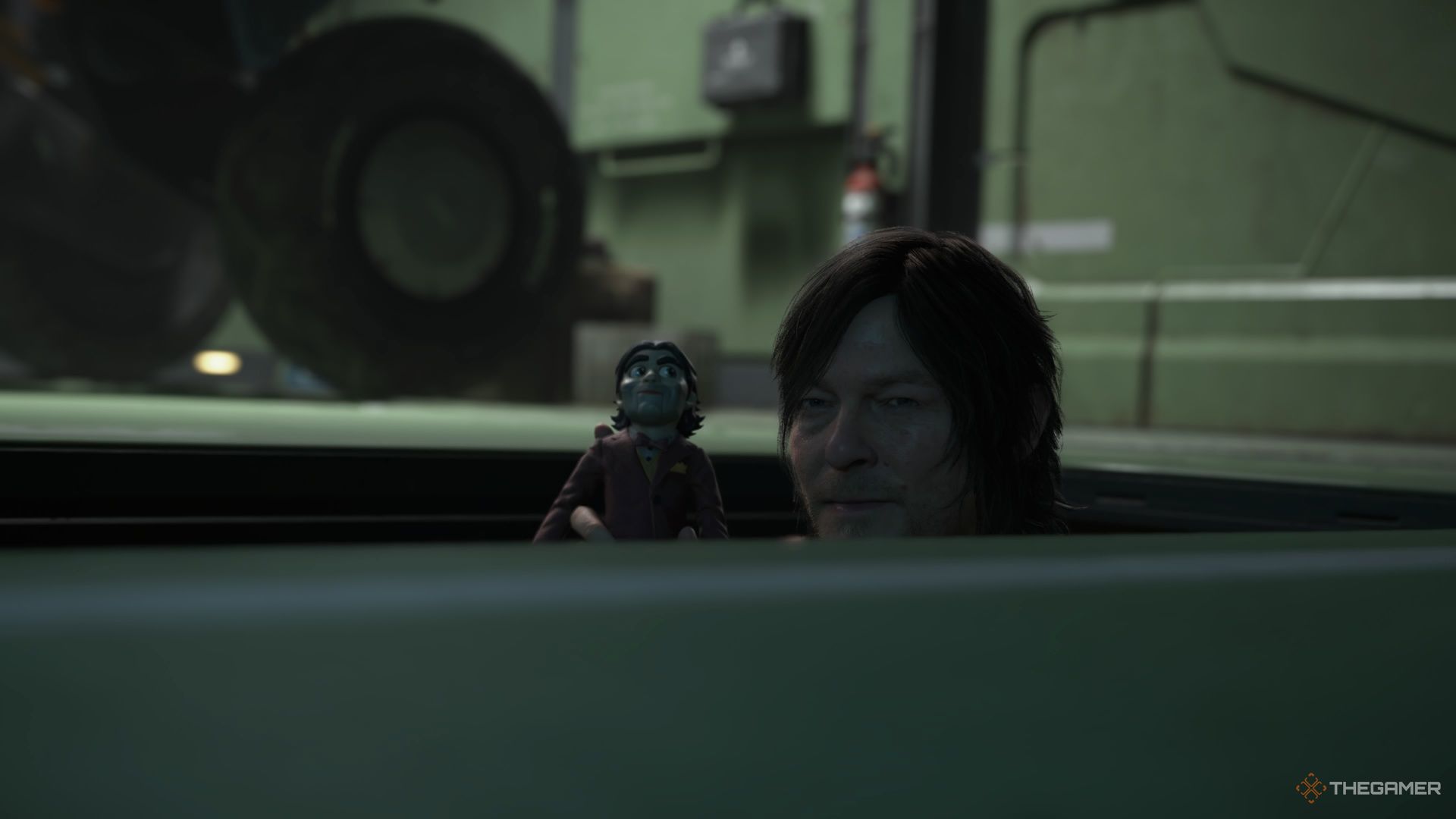 Sam uses Dollman as his eyes while sneaking around in Death Stranding 2. 