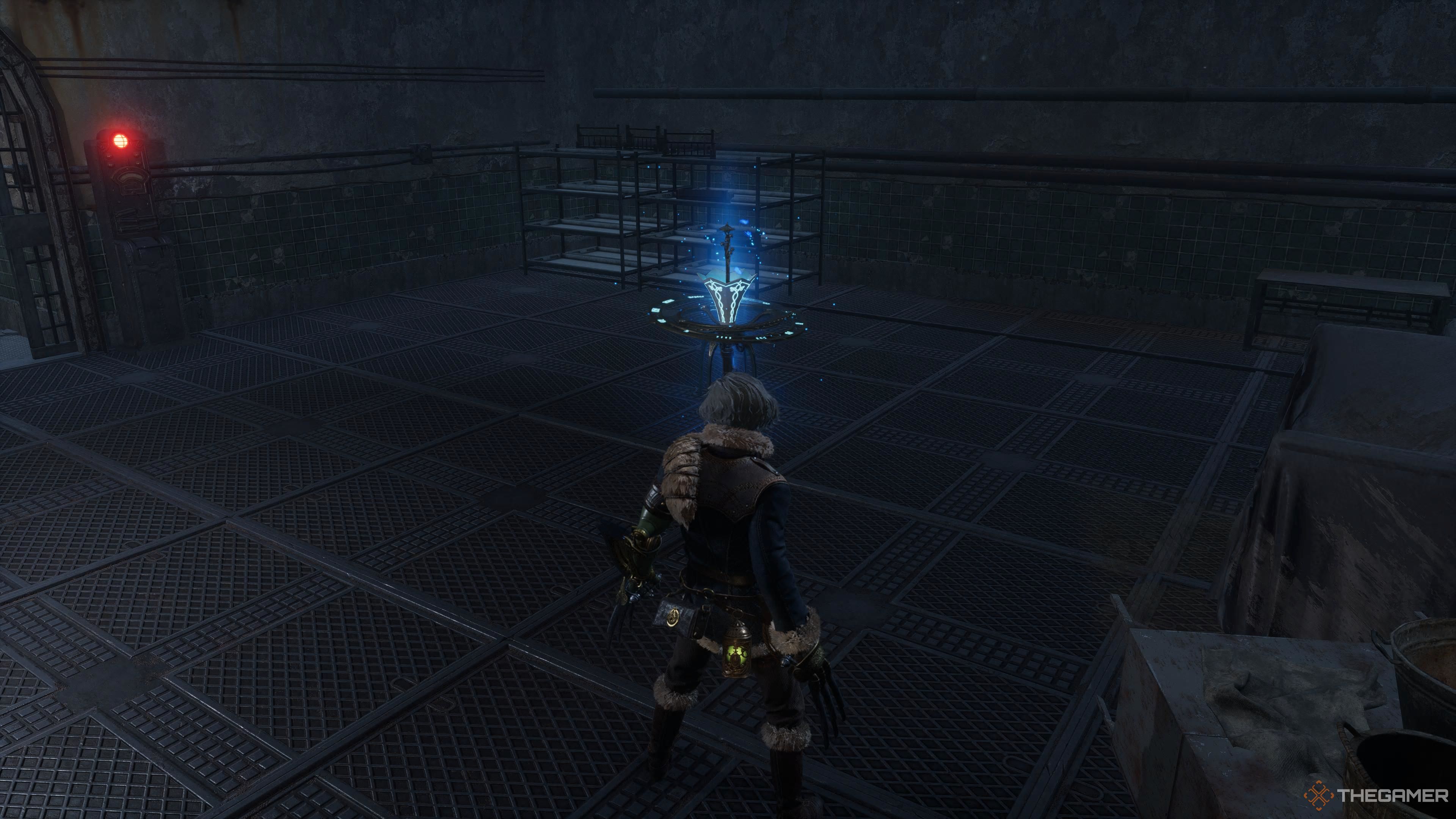 P facing the Elixir Research Zone Stargazer.