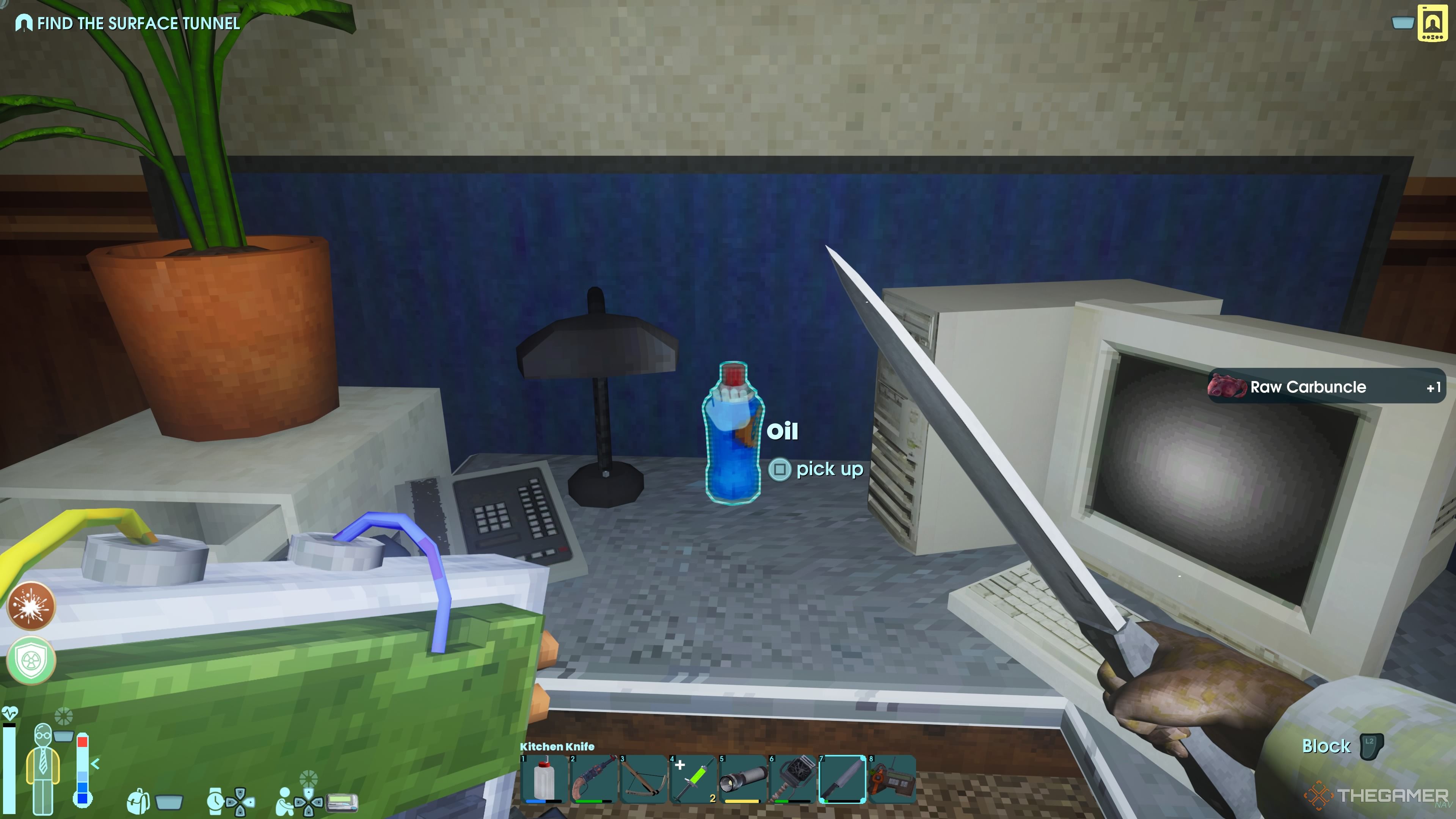 Player character picking up Oil off an office desk on Level Three in Abiotic Factor.