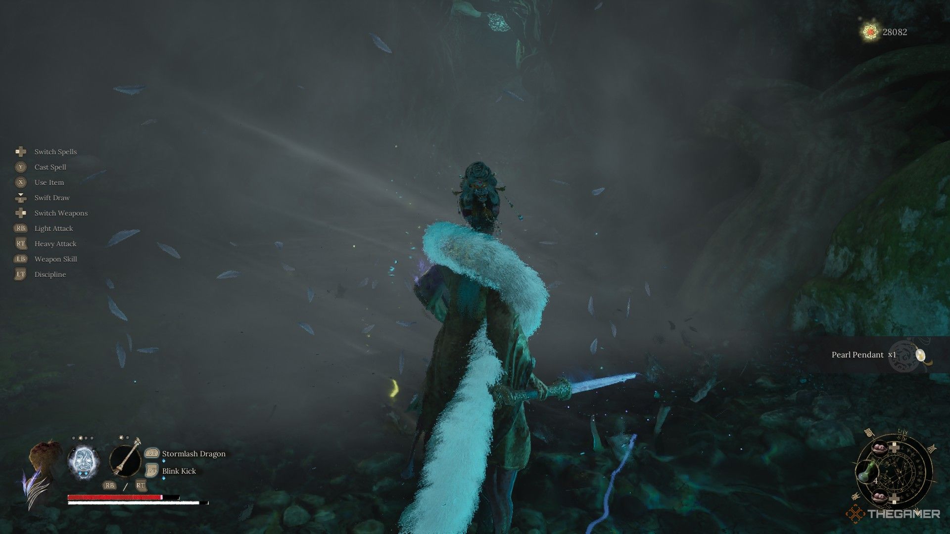 Wuchang receives a Pearl Pendant from a giant clam in the Avian Marsh in Wuchang: Fallen Feathers.