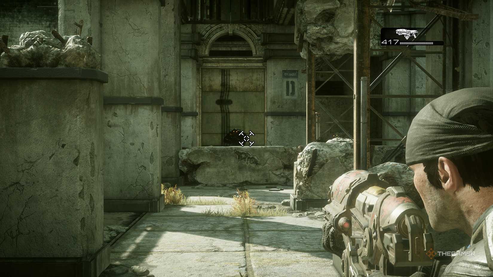 Marcus shooting at an enemy in cover in Gears of War Reloaded.
