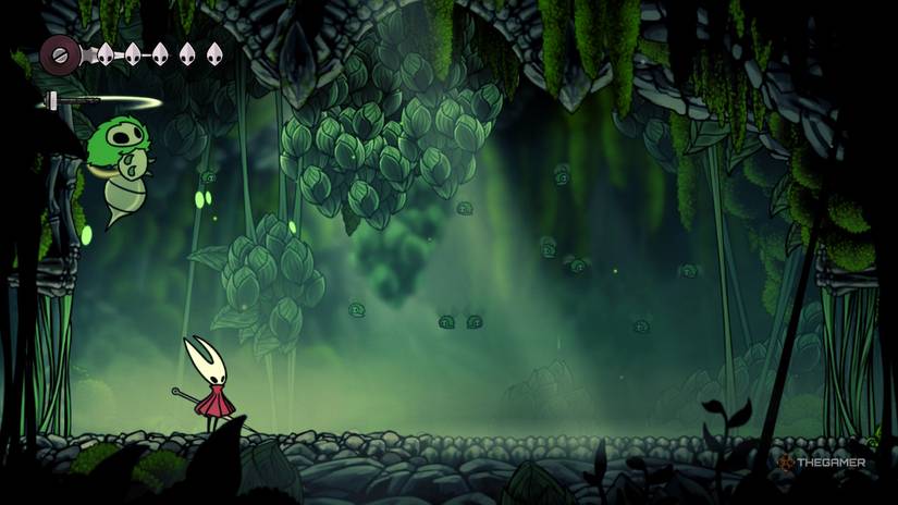 Moss Mother becomes stunned in midair during her fight with Hornet in Hollow Knight: Silksong.