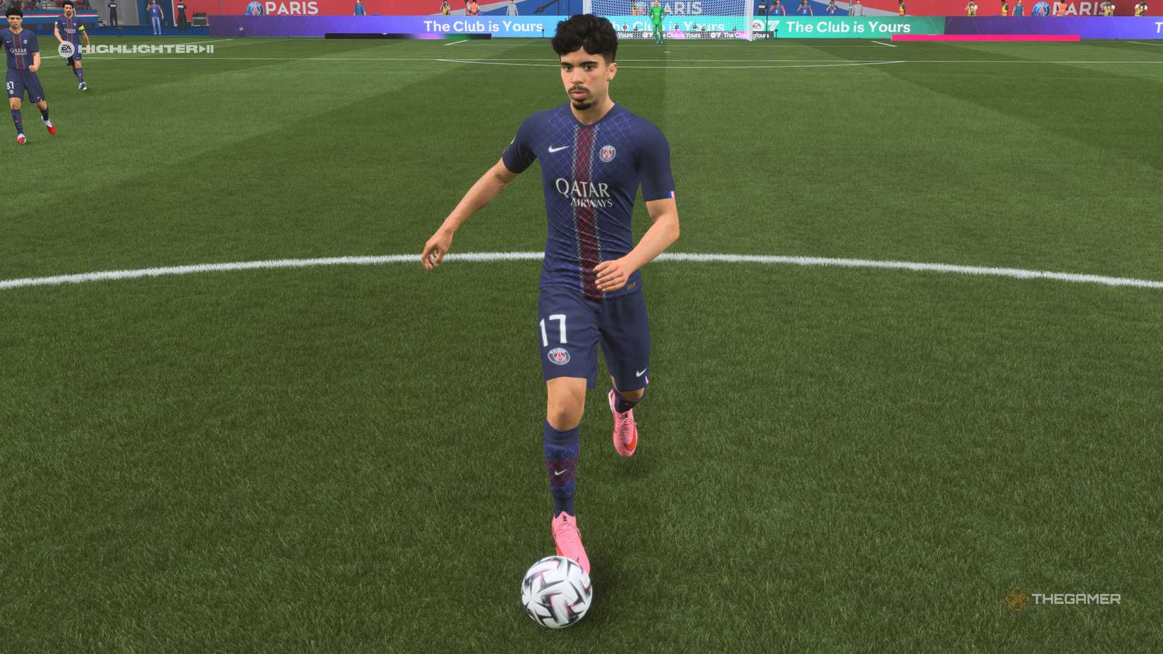 The Best Midfielders Vitinha on the pitch in EA Sports FC 26.