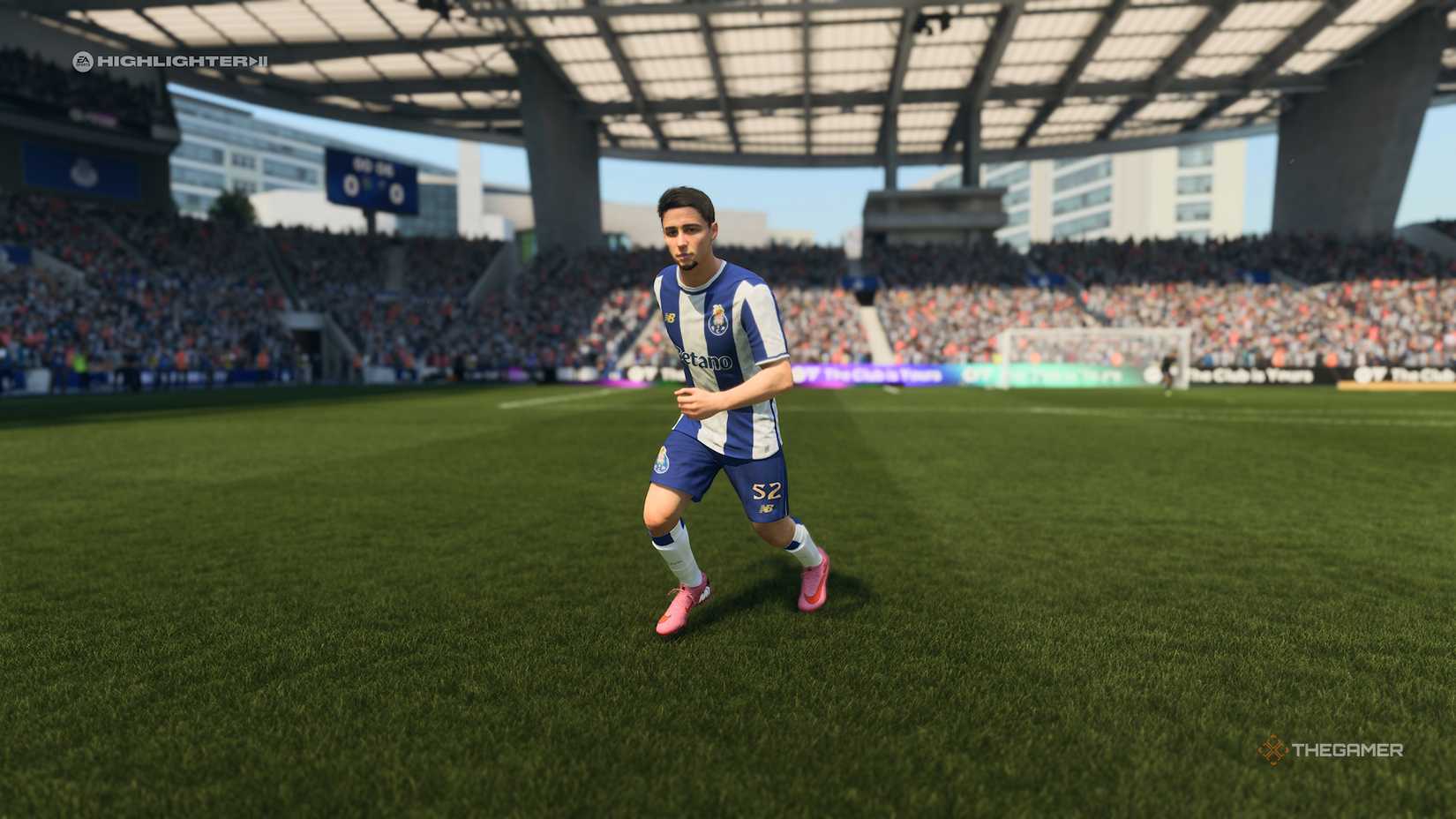 Fernandes jogging in EA Sports FC 26.