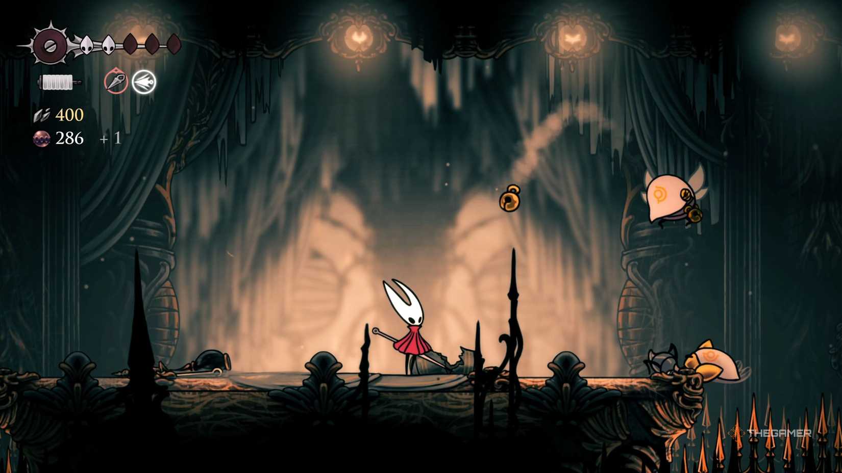 Hollow Knight Silksong projectile coming at Hornet.