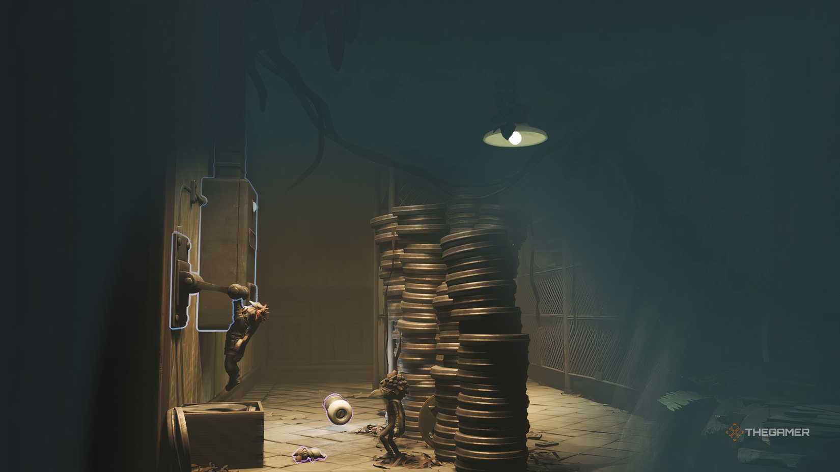 Alone pulling a lever to produce a battery in Little Nightmares 3.