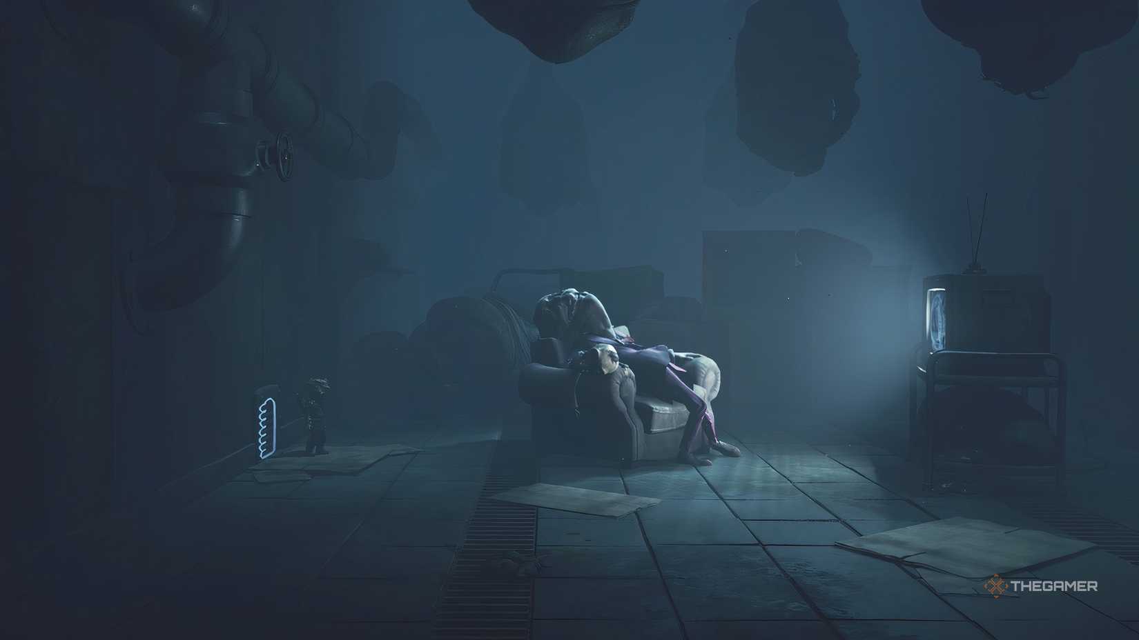 Low and Alone in a room with Kin and Mini Kin in Little Nightmares 3.
