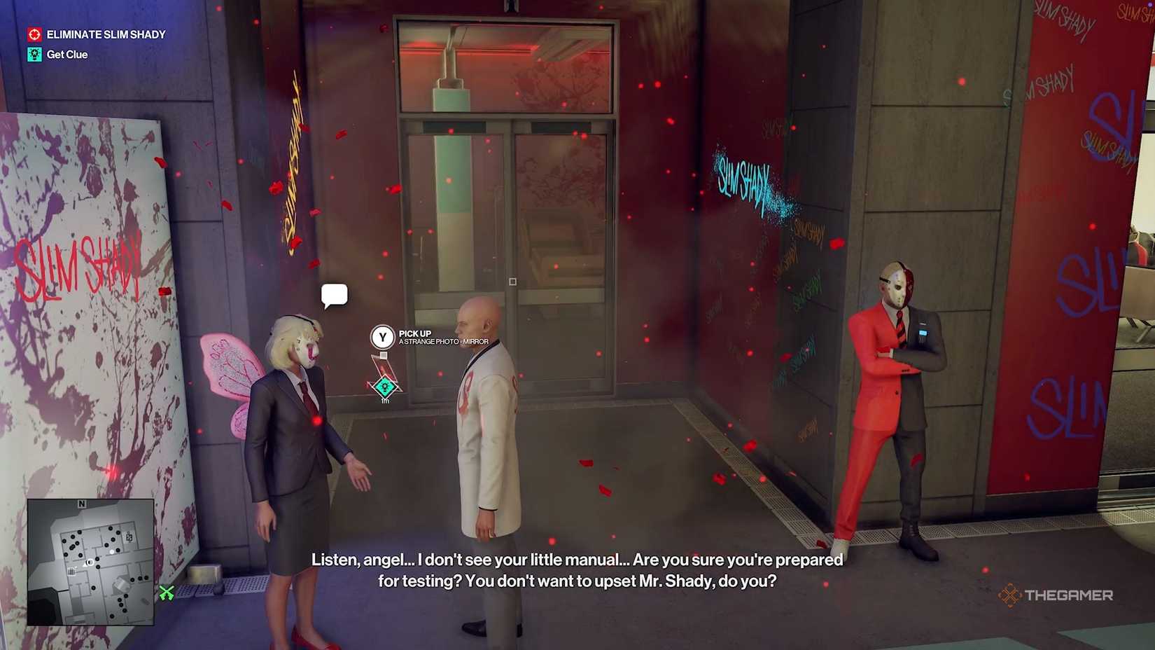Agent 47 ready to grab items from Slim Shady's assistant in Hitman World of Assassination.