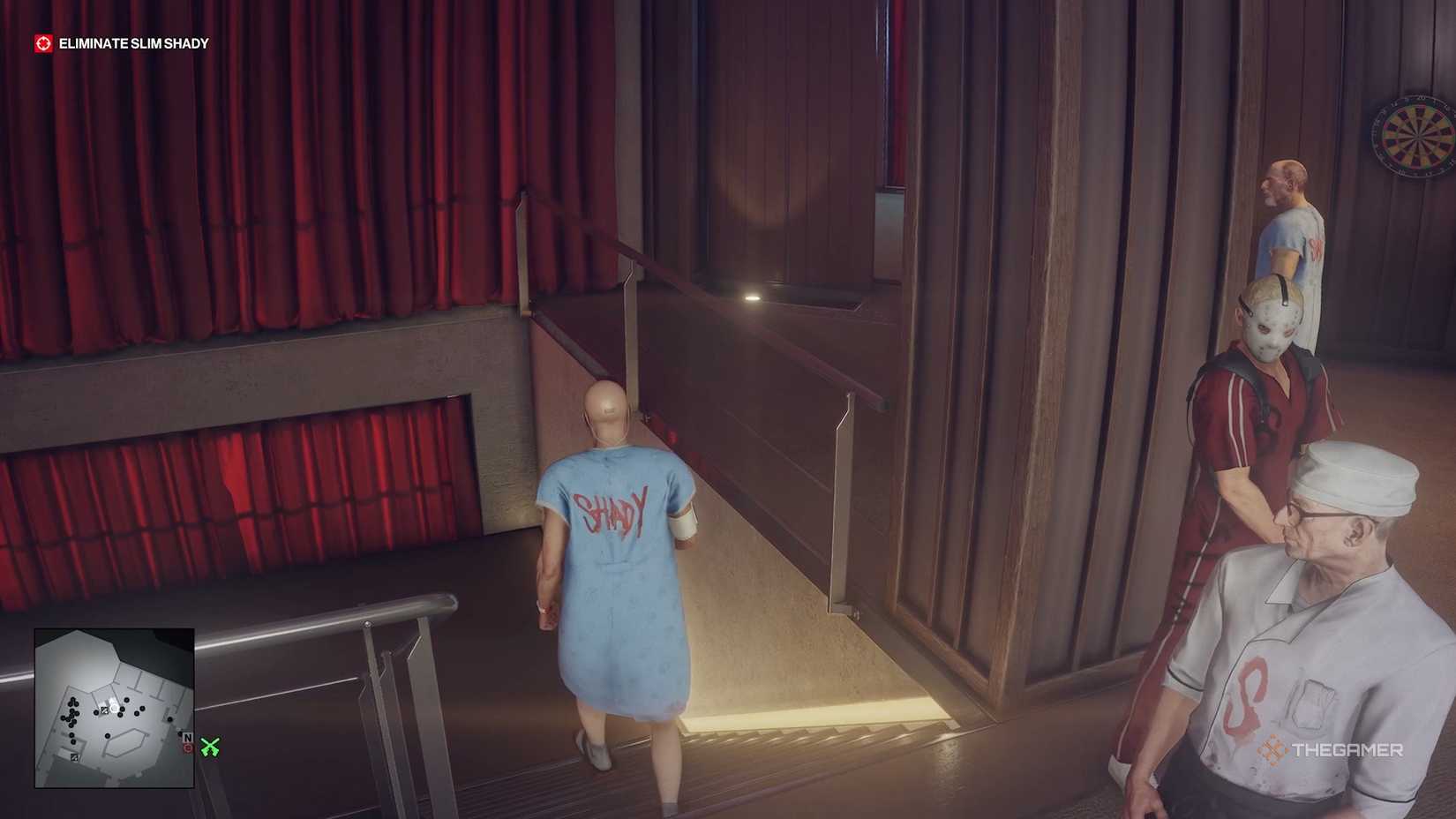 Agent 47 walking down stairs in Hitman World of Assassination.