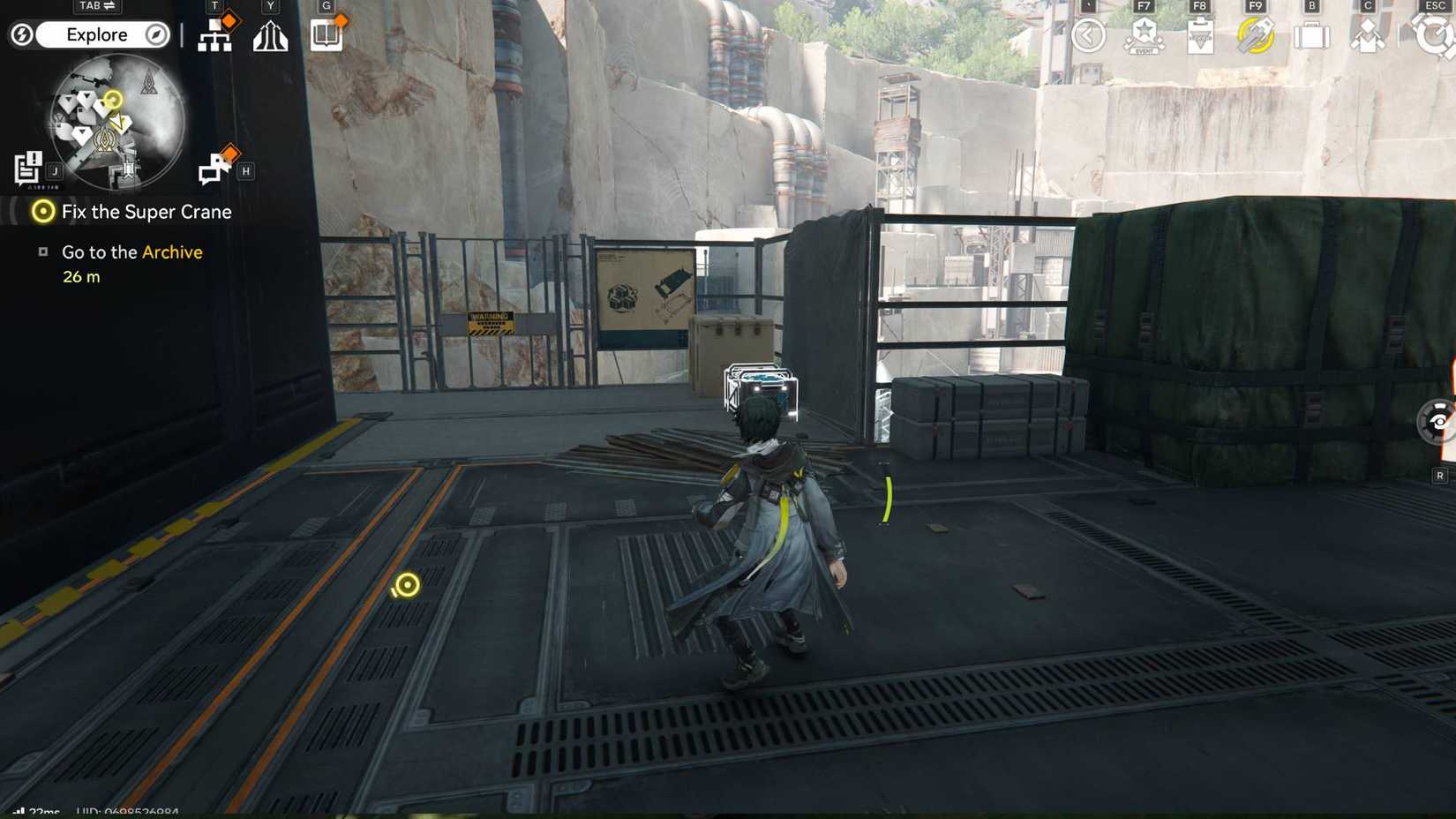 Сундуки у основания грузового лифта