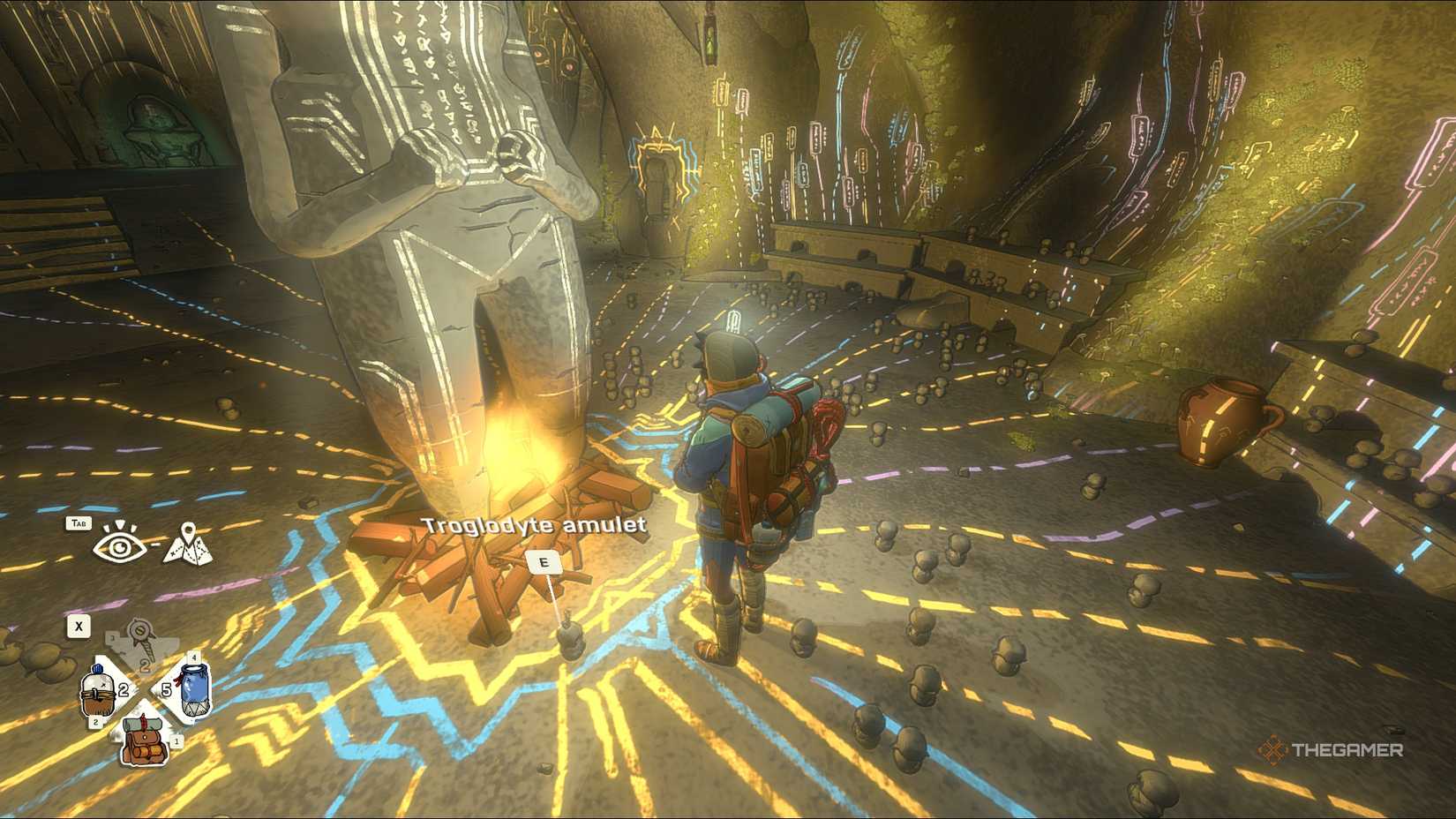 Амулет Троглодита лежит на полу внутри статуи в Cairn.