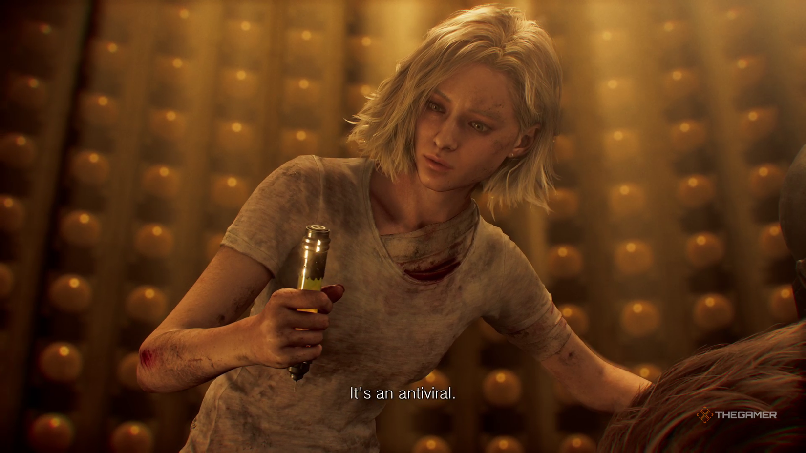 Грейс держит в руках лекарство от Т-вируса