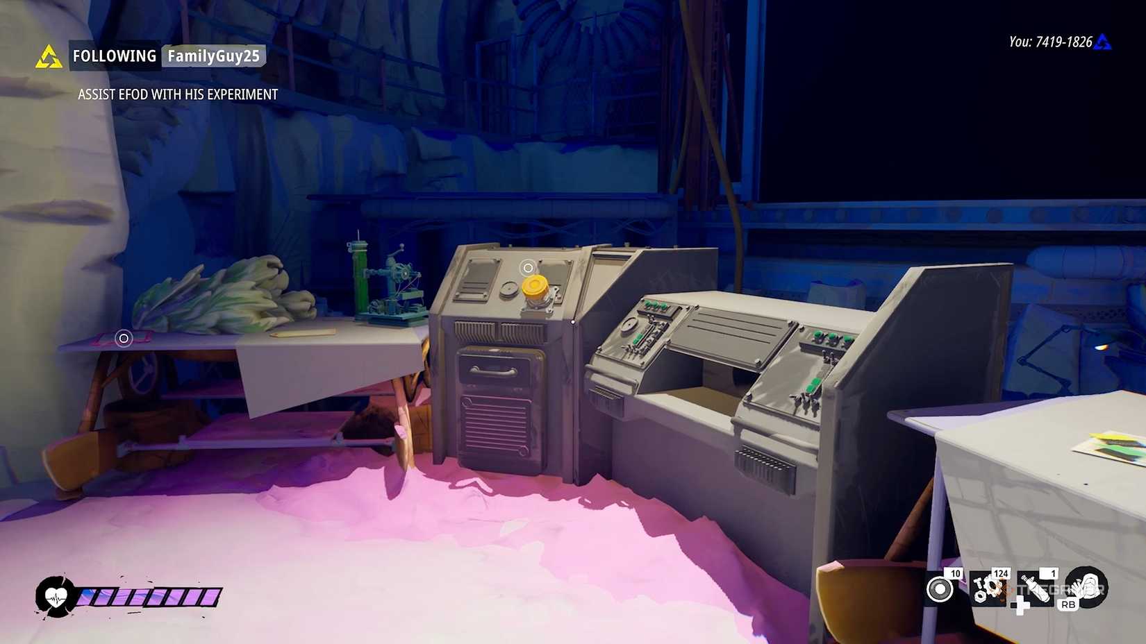 Жёлтая кнопка на консоли в лаборатории Эфода в Tides of Tomorrow